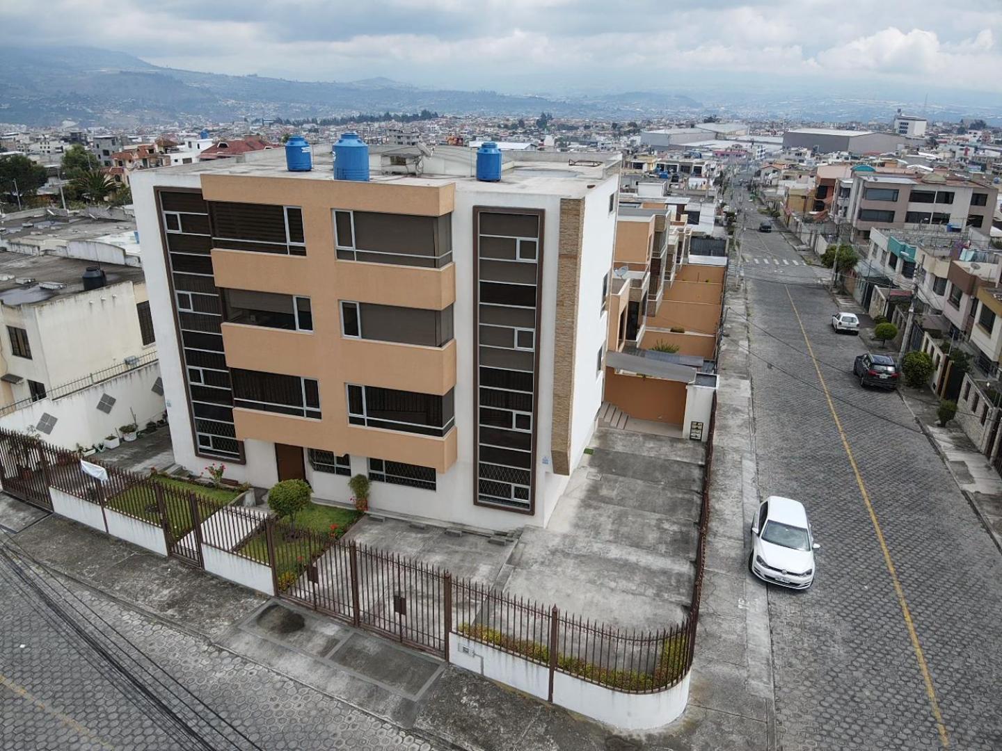 Instant Hotel - Departamento En Ambato Exteriér fotografie