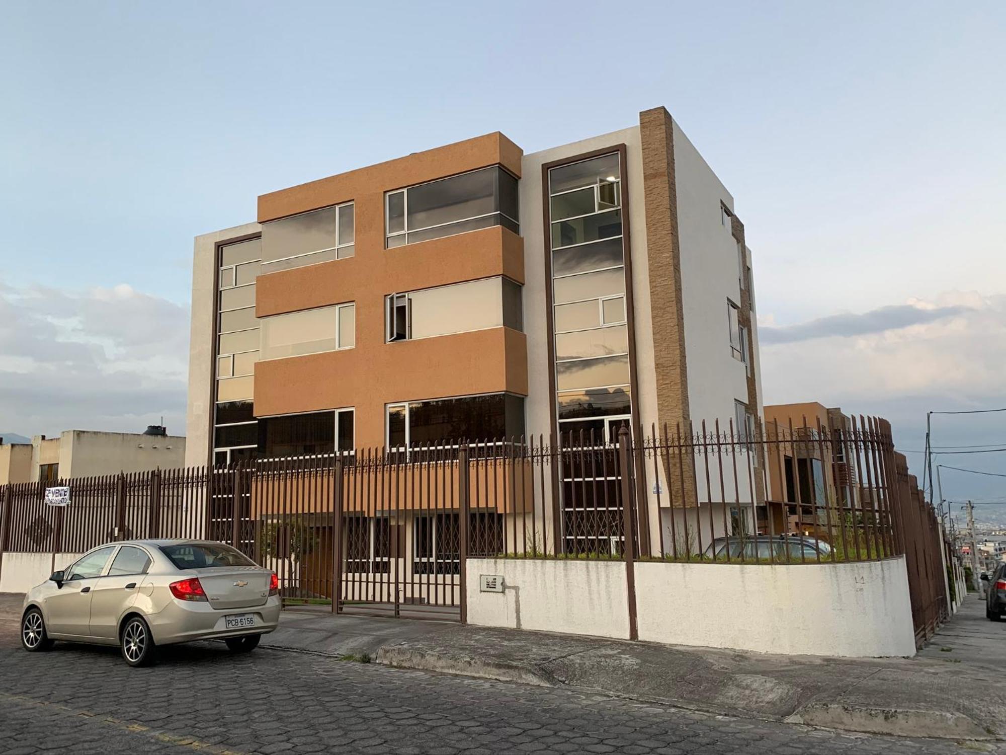 Instant Hotel - Departamento En Ambato Exteriér fotografie